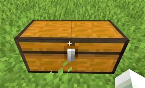 how to make a chest in minecraft|how to make a crafting table in minecraft.